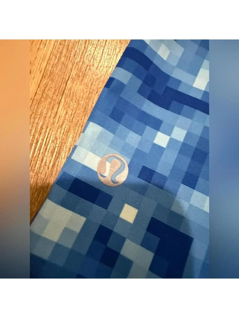 Lululemon El Current Shorts Size 38 in Blue Digital Pattern Swimsuit